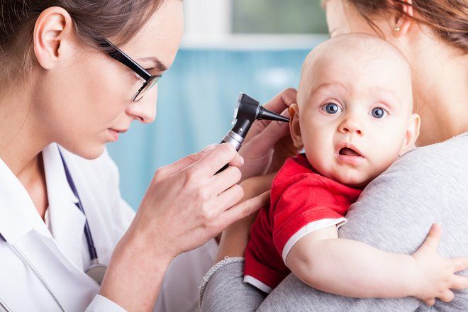 Маме на заметку: план посещения детских врачей от рождения до года