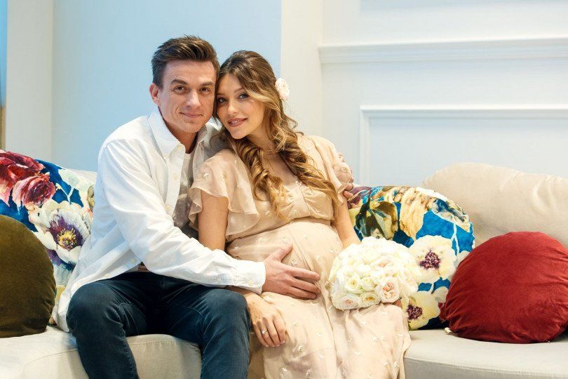 Регина Тодоренко и Влад Топалов показали фото со своей секретной свадьбы