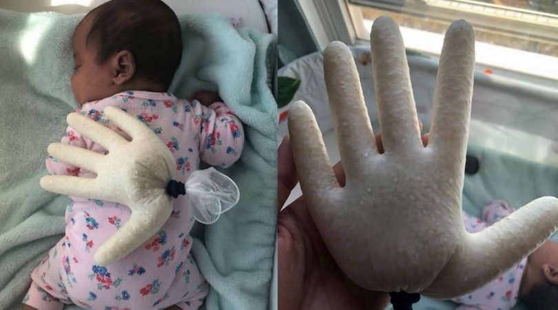 Лайфхак уставшей маме: перчатка для укладывания малыша