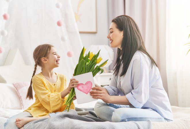 Любимой мамочке: как сделать объемные открытки с цветами