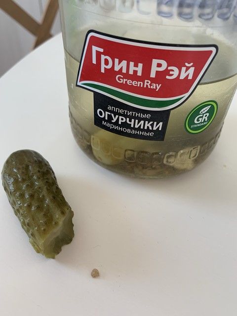Стекло в огурце!! Как?!! Стекло в огурце!! Как?!!