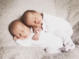 Оба два: 35 фотографий невероятно милых близнецов