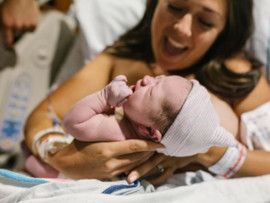 Первые минуты малыша: после родов