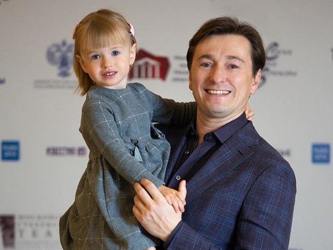 Сергей Безруков с дочкой Машей