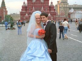 Антон и Виктория Макарские отметили хрустальную свадьбу
