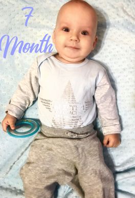 Данилу 7 месяцев 🎈 Данилу 7 месяцев 🎈